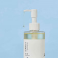 Легкое гидрофильное масло с морской водой Round Lab 1025 Dokdo Cleansing Oil 200 мл