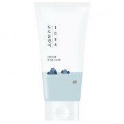Мягкая пенка для умывания с морской водой Round Lab 1025 Dokdo Cleanser 150 мл